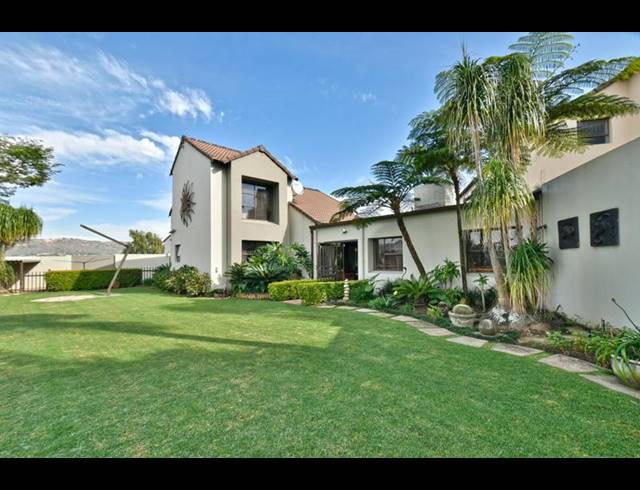 3 BEDROOM HOUSE FOR SALE IN STRUBENSVALLEI